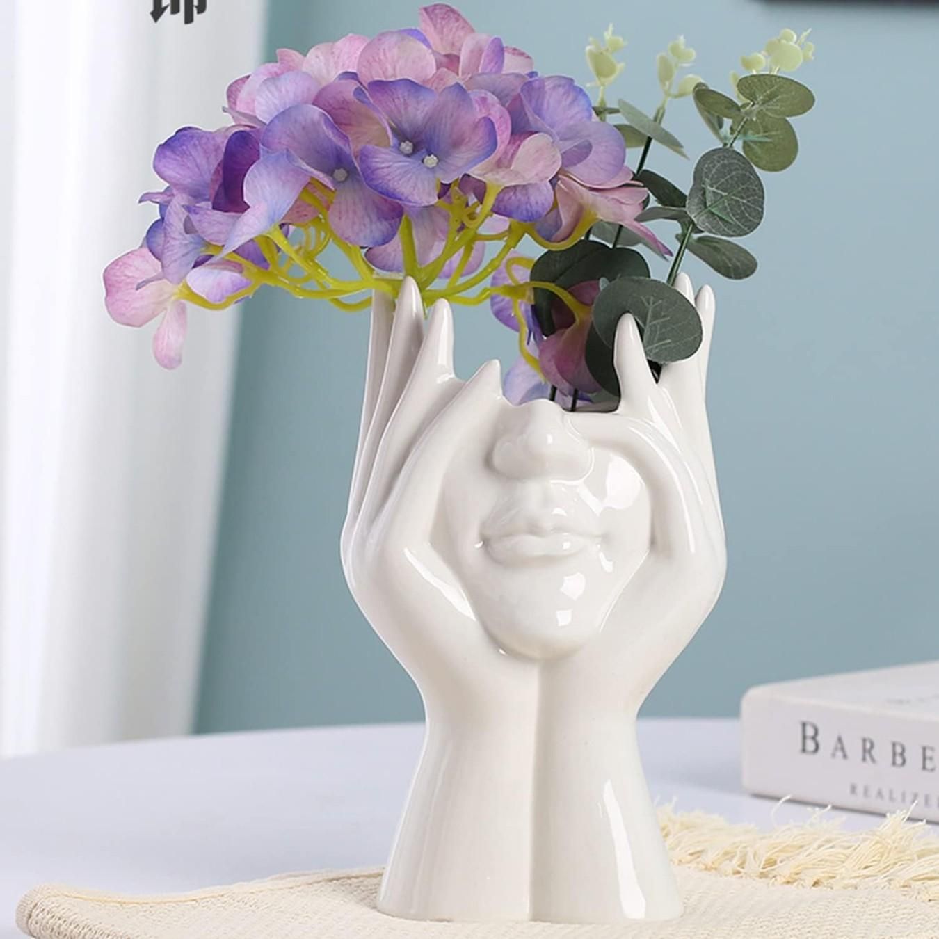Vase esthétique pour le visage